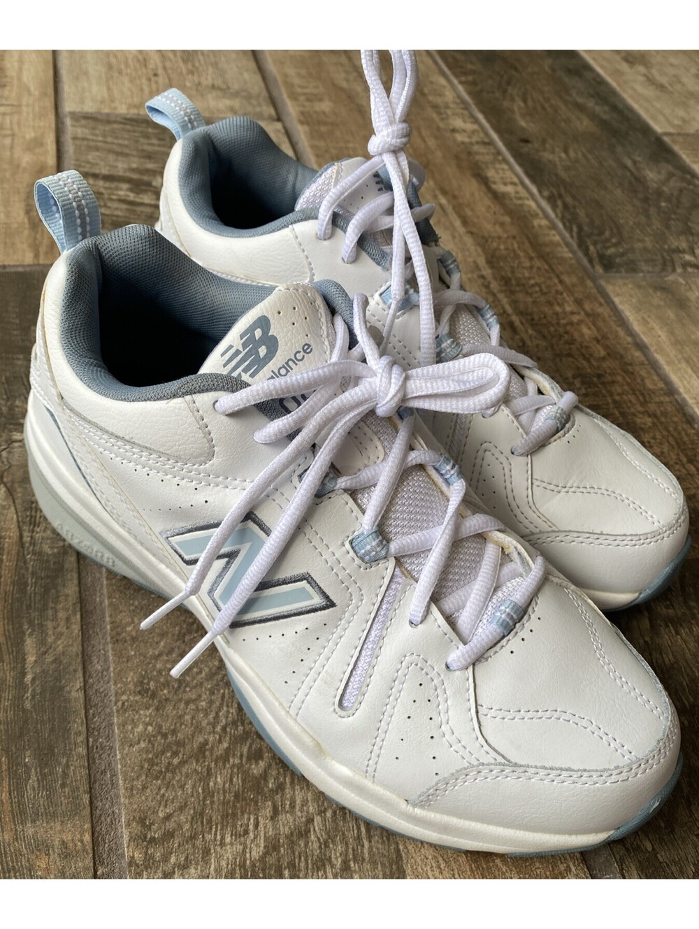 New Balance 608 Women's 9 / Mens 7.5 Casual Comfort Trainer White/ Blue Shoe